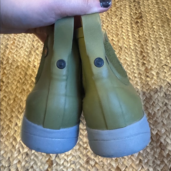 Bogs 11 Kicker Rain II Chelsea Green Grey Rain Boots - Picture 7 of 8